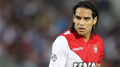 Colombian striker Radamel Falcao, newly-signed player for French Ligue 1 soccer club AS Monaco reacts during his French Ligue 1 soccer against Girondins Bordeaux at the Chaban Delmas Stadium in Bordeaux, Southwestern France, August 10, 2013. REUTERS/Regis Duvignau (FRANCE - Tags: SPORT SOCCER)