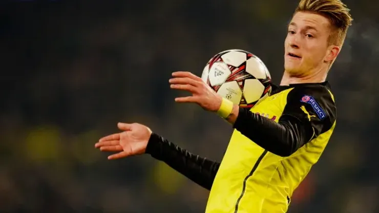 DORTMUND, GERMANY – NOVEMBER 26: Marco Reus of Borussia Dortmund controls the ball during the UEFA Champions League Group F match between Borussia Dortmund and SSC Napoli at Signal Iduna Park on November 26, 2013 in Dortmund, Germany. (Photo by Dennis Grombkowski/Bongarts/Getty Images)
