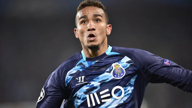Porto's Brazilian defender Danilo reacts during the UEFA Champions League round of 16 first leg football match between Basel (FCB) and Porto (FCP) on February 18, 2015 at the St. Jakob-Park stadium in Basel. AFP PHOTO / MICHAEL BUHOLZER (Photo credit should read MICHAEL BUHOLZER/AFP/Getty Images)
