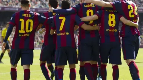 Barcelona show no signs of letting up after Messi-Suarez duo sink Rayo 6-1