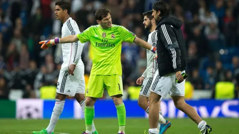 Iker Casillas battling a broken Real Madrid dressing room