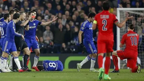 Chelsea players branded unprofessional over Zlatan red card