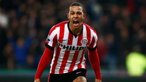 Manchester United agree £22 million deal for Memphis Depay