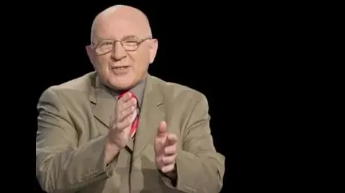 World Soccer Talk Radio (5.7.15) Tommy Smyth interview