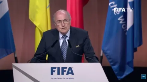 Blatter wins FIFA Presidential Election after Prince Ali withdraws