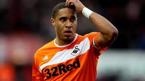 Swansea captain Ashley Williams says sports psychologist has helped him improve