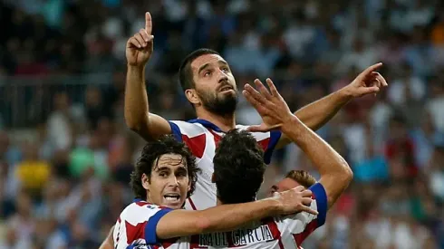 Chelsea & Man United lined up as Arda Turan nears Atleti exit
