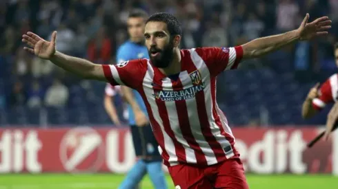 Arda Turan snubs Chelsea move in favor of Barcelona switch
