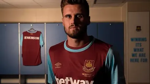 Carl Jenkinson returns to West Ham on season-long loan
