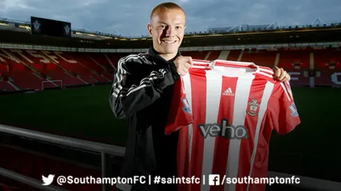 Highly-rated Dutch midfielder Jordy Clasie joins Southampton