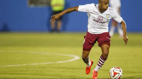 Fabian Delph makes U-turn and joins Manchester City