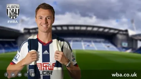 Jonny Evans completes move from Man United to West Brom