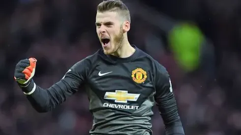 David de Gea signs new four-year deal with Manchester United