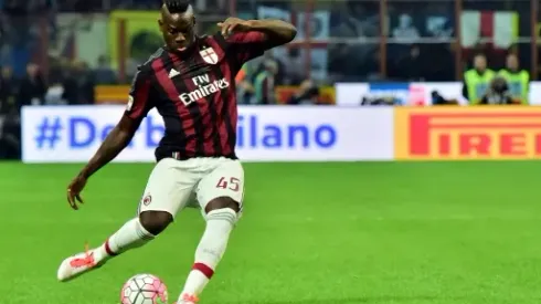 Mario Balotelli to be sidelined until new year after groin surgery