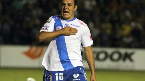 Mexico soccer legend Blanco sworn in as mayor