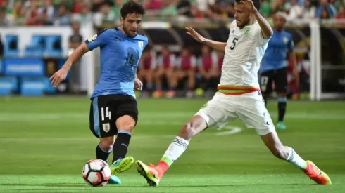 Anthem blunder baffles Uruguay at Copa