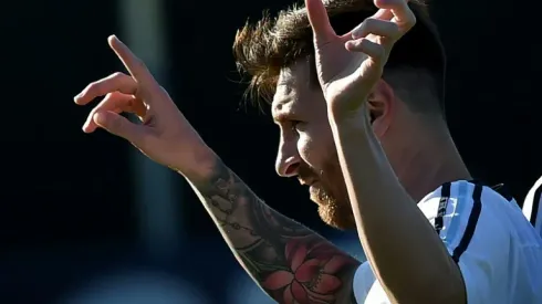 Messi trains with Argentina, eyes Panama