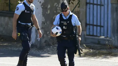 Strike-hit France vows smooth Euro 2016