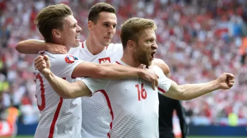 Xhaka miss sends Poland into Euro 2016 quarters