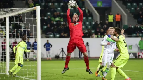 Newcastle swoop for Belgian keeper Sels