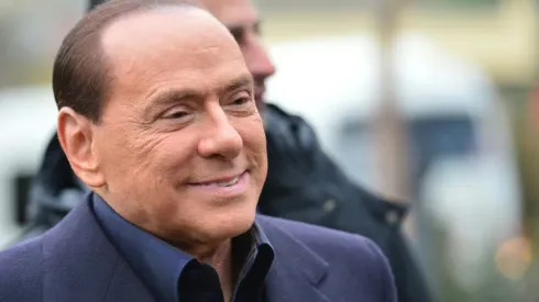 Berlusconi ready to sell AC Milan to Chinese investor