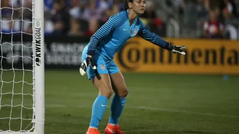Repentant Hope Solo sees Zika chants as 'fun'