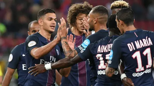 PSG beat Lyon to give Emery some early silverware