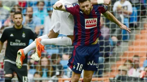 Swansea announce club-record £15.5 mn Borja move