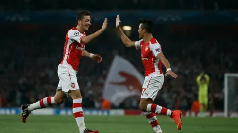 No urgency over Sanchez, Ozil contracts - Wenger