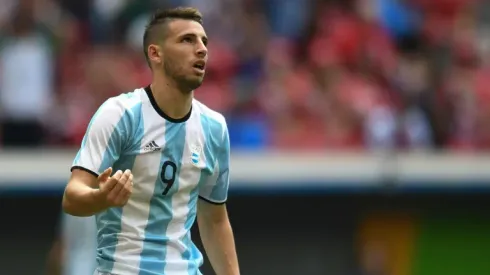 Hammers sign Argentine marksman Calleri on loan