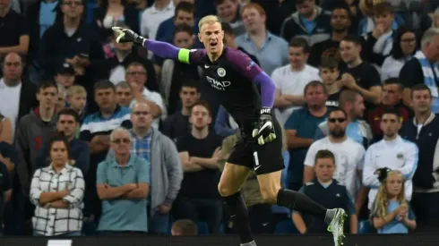 Fans hail Hart as Man City reach group phase