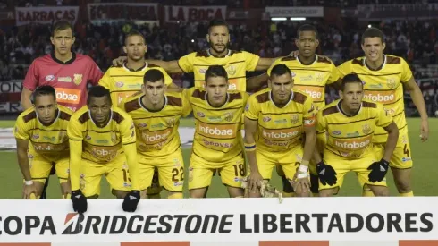 Venezuelan football team robbed at gunpoint