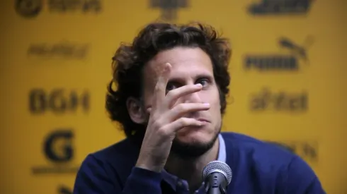 Forlan urges patience for Pogba, Man Utd