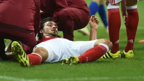 Bayern's Hummels faces anxious Atletico wait