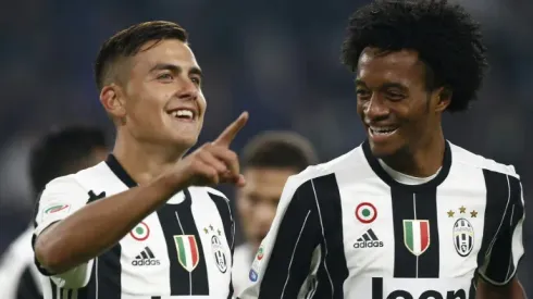 Dybala double sends Juve clear of Roma, Napoli