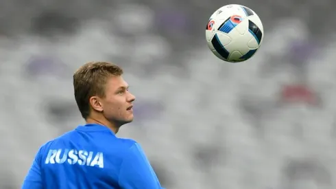 Zenit beat Ural to join Spartak on top in Russia