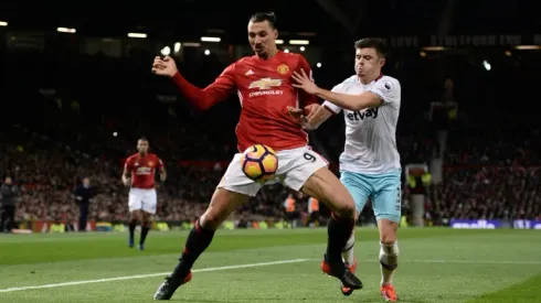 Mourinho sent off as Man Utd slump goes on