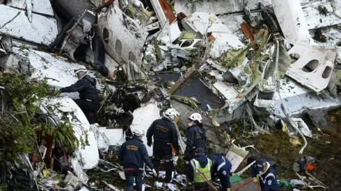 Football mourns as plane crash kills Brazilian players