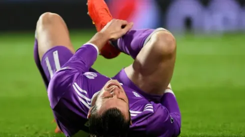 Bale undergoes ankle operation