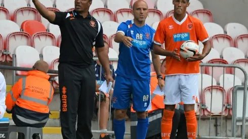 They smashed my windows, recalls Old Firm veteran Alex Rae