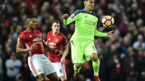 Valencia extends United contract