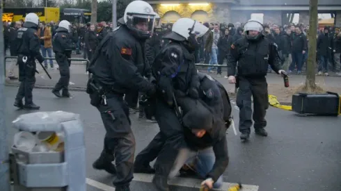 Dortmund apologise to Leipzig over fans' violence