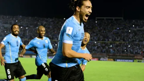 Uruguayan defender Caceres signs for Southampton