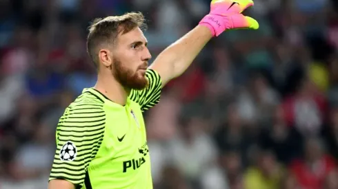 Atletico 'keeper Oblak back for Leverkusen trip