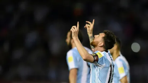 Spot on Messi fires Argentina over Chile in World Cup qualifier
