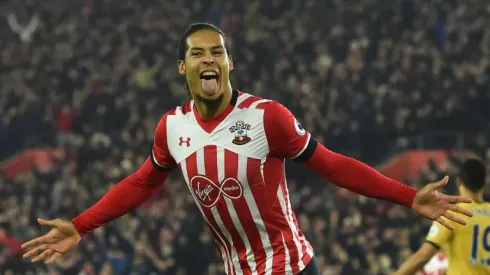 Liverpool set to smash transfer record to sign Virgil Van Dijk