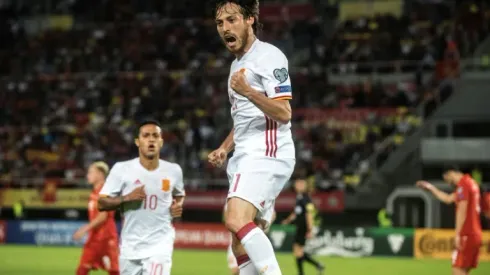 Silva, Costa keep Spain in front of Italy
