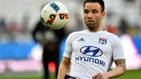 Lyon confirm sex-tape victim Valbuena's Fenerbahce transfer