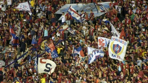 Paraguayan fans build stadium for beloved club