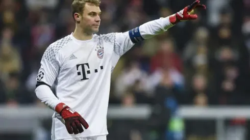 Neuer replaces Lahm as Bayern's captain